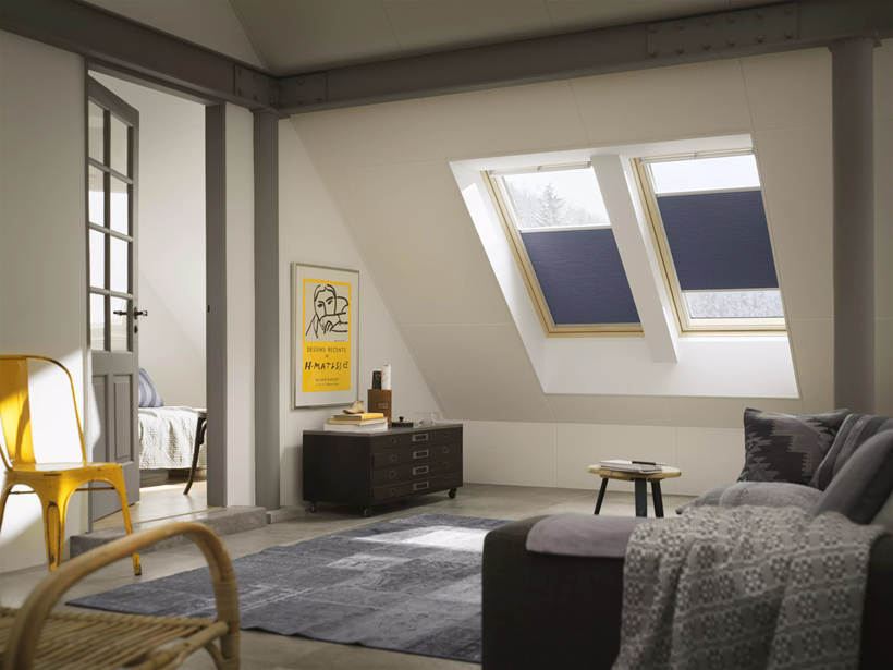 VELUX jumta logi, FHC, GGL, dzīvojamā istaba, žalūzijas